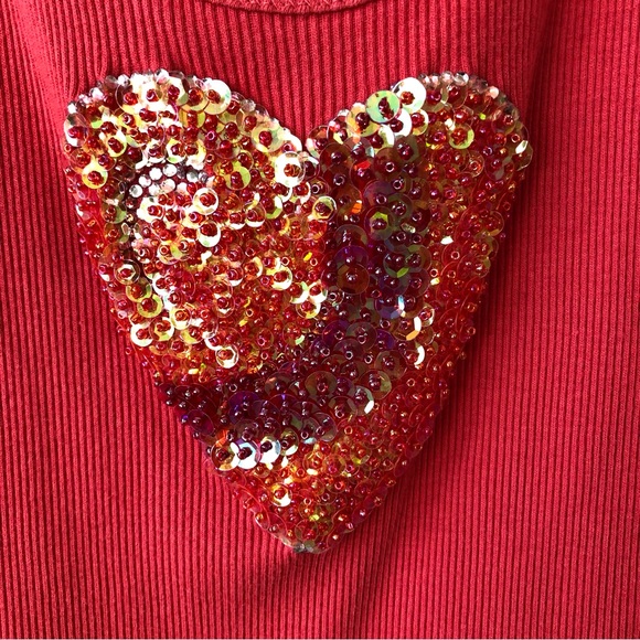*3/$20* GUESS Y2K Sequin Sparkle Heart Ribbed Fitted Tank S Red - Picture 2 of 5